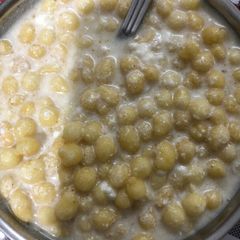 A picture of Boondi Raita.