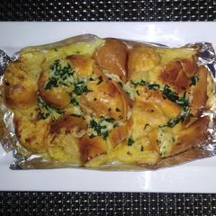 A picture of Quick snack: Garlic esaymada bread.