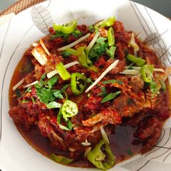 A picture of Spicy Mutton Karahi.