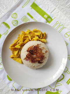Foto resep Nasi Uduk Magic Com