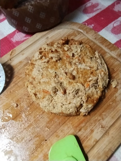 Una foto de Tortilla de atún en la freidora de aire