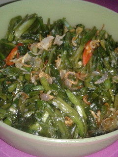Foto resep Tumis daun genjer
