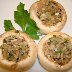 A picture of BACON-STUFFED MUSHROOMS.