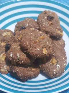 Una foto de Galletas Sanas/ Fáciles/ Avena/ Bajas Calorías/ Opcional. Vegan