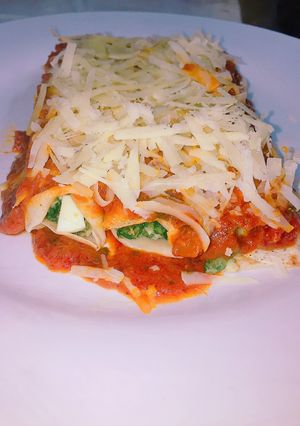 Una foto de Canelones de acelga