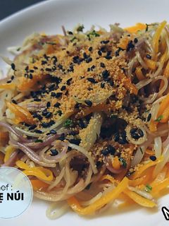 Hình của món Mì xào ngũ sắc cho bé ăn dặm.