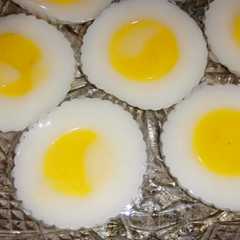 A picture of Puding Telor Ceplok.
