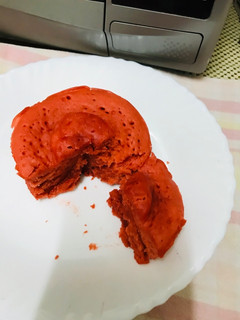 A picture of Eggless Vanilla Sponge Cake(Microwaved).