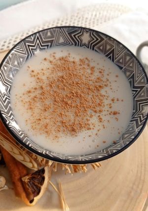 Una foto de Receta Histórica: Menjar Blanc (1324). // Manjar Blanco 🤍