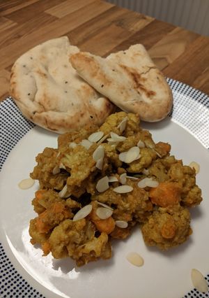 A picture of Cauliflower Korma.