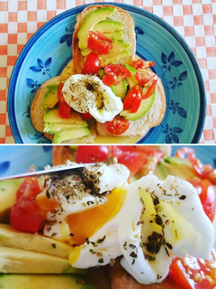 Foto di Avocado toast con ovetto