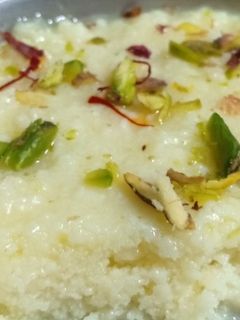 इंस्टेंट कलाकंद (Instant kalakand recipe in hindi रेसिपी मुख्य फोटो