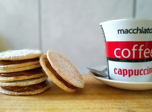 Una foto de Alfajores chilenos