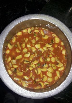 A picture of Mushroom peas and potato curry.