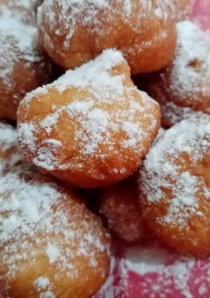 O poză a rețetei Gogoşi simple.