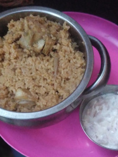 சிக்கன் பிரியாணி (Chicken biryani recipe in tamil) செய்முறை முக்கிய புகைப்படம்