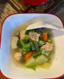 Canh soup nấu thịt gà