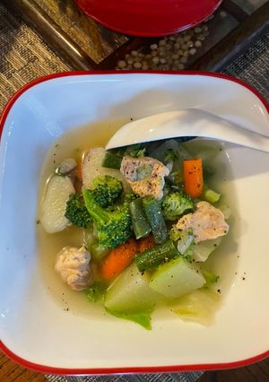 A picture of Chicken Vegetable Soup.