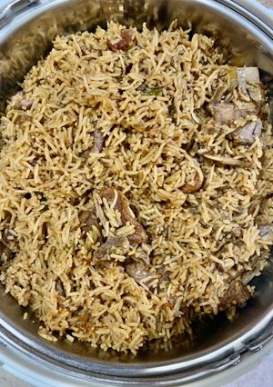A picture of Yakhni Mutton Pulao.