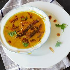 A picture of Dhaba style dal fry.