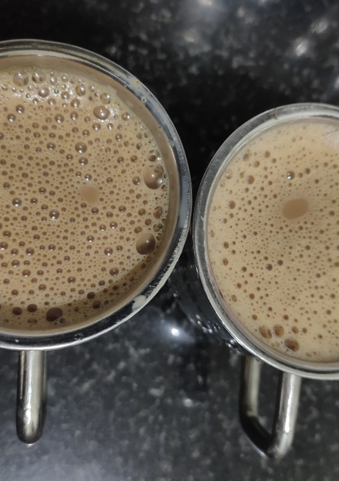 கமகமக்கும் மசாலா டீ (Masala tea recipe in tamil) செய்முறை முக்கிய புகைப்படம்