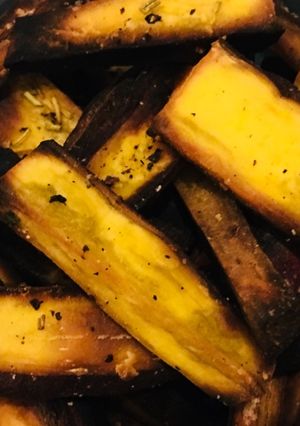 A picture of Crispy baked sweet potato.