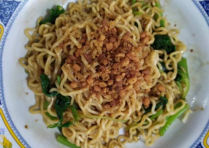 Mie goreng bayam ENAAAAK!