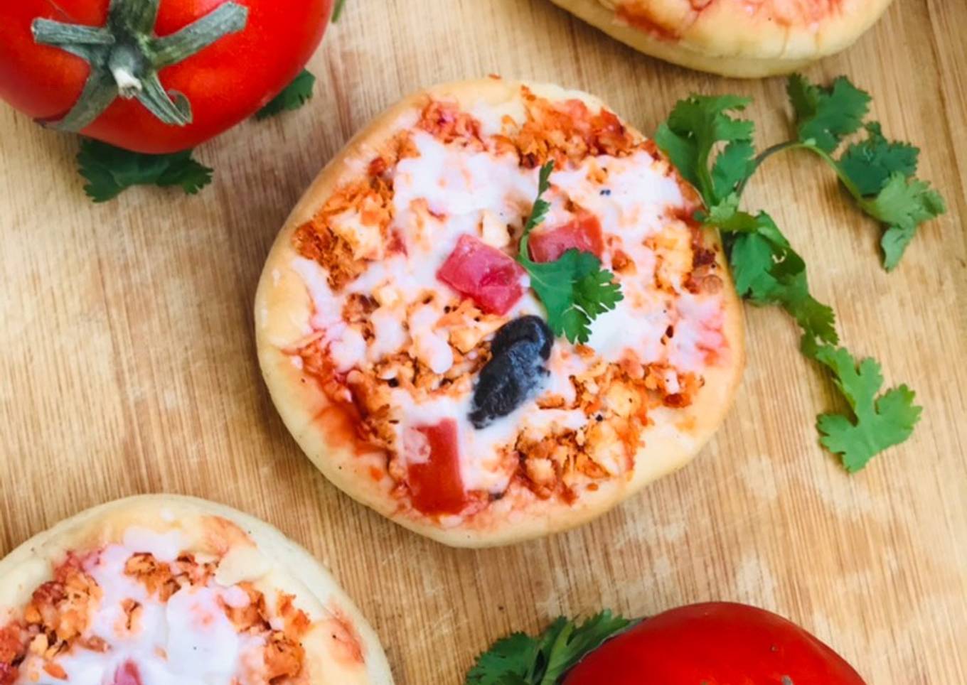 Cheese pizza