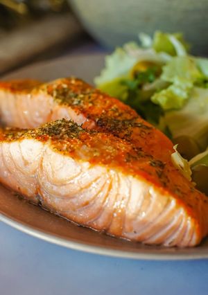 Una foto de Salmón con mandarina y miel en Airfryer