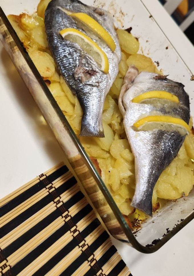 Una foto de Dorada al horno