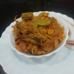 A picture of Gram dal & Karela Sabji.