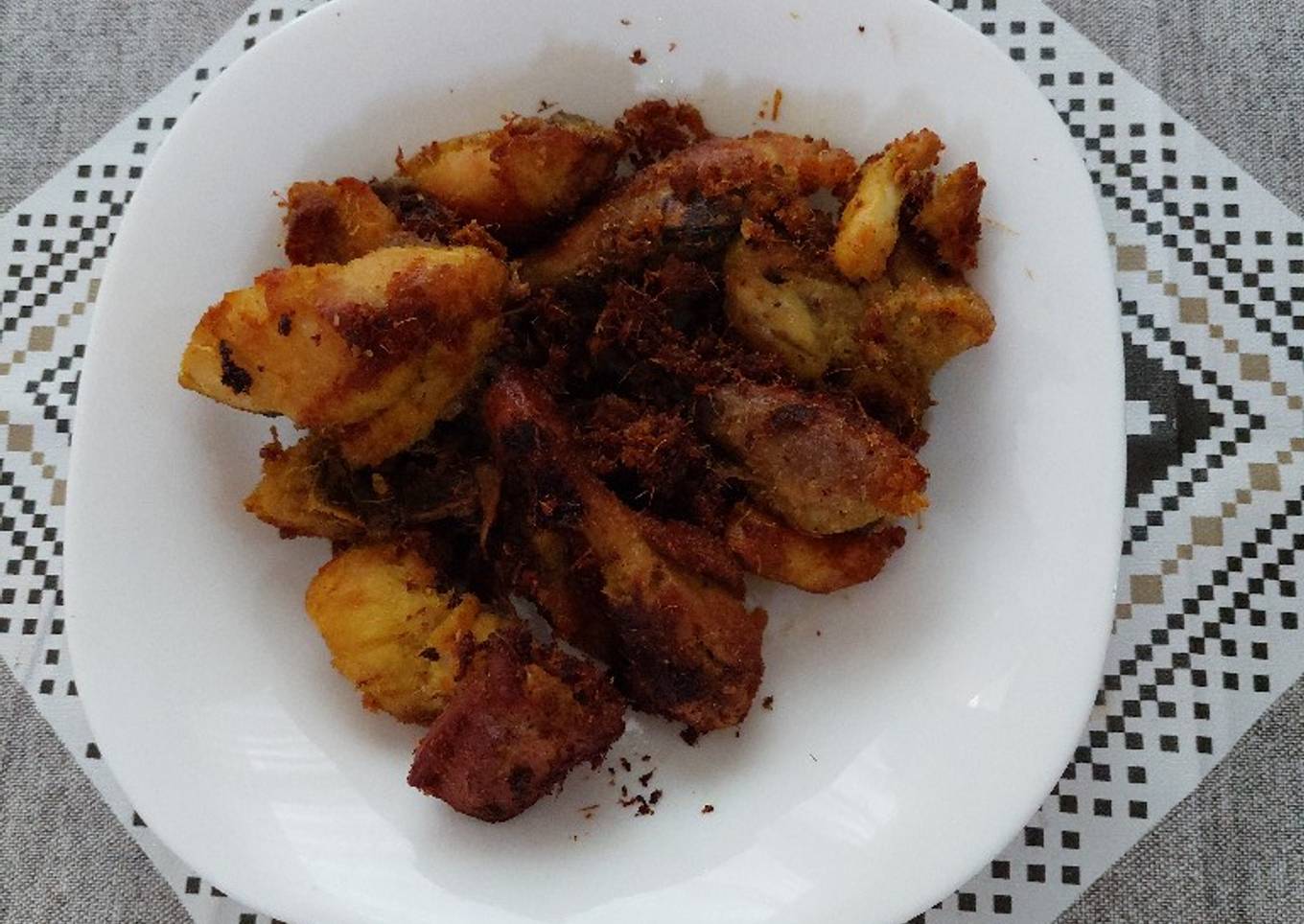 Ayam goreng lengkuas