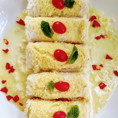 A picture of Bread malai roll.