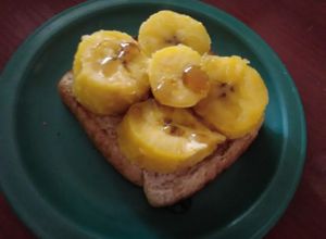 Una foto de Tostada con plátano