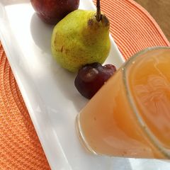 A picture of Mixed fruits.