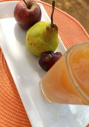 A picture of Mixed fruits.