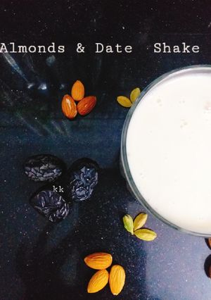 A picture of Almonds_date_shake.