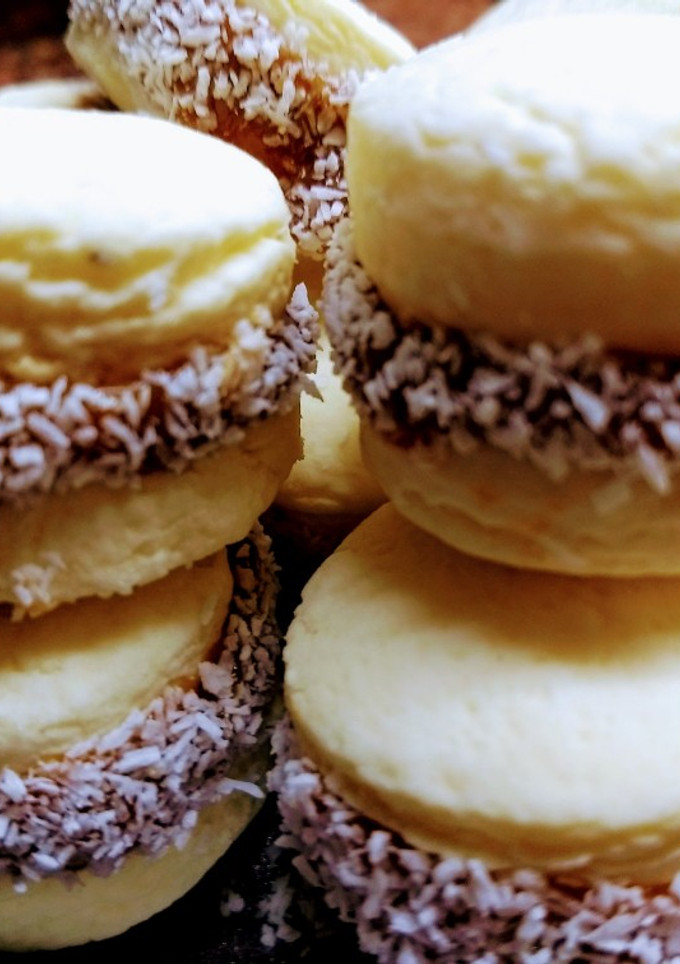Una foto de Alfajores de maizena increíbles