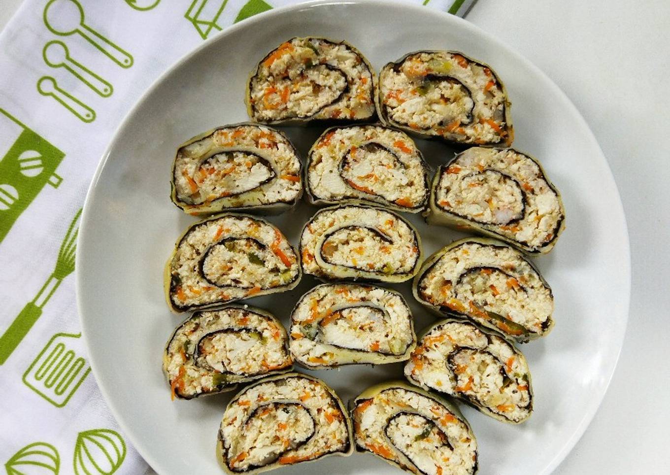 Eggroll tahu udang dan nori