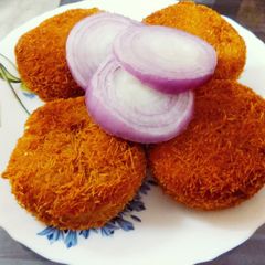 A picture of Vegetable Cutlet.