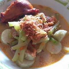 รูปของ Lontong Sayur koya kacang