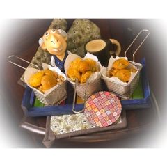 A picture of Mulo-Besaner Bora/Muli-Besan ke Khasta Pakore.