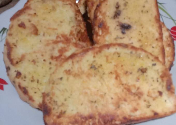 Resep Roti Garlic gurih oleh Laily Adja - Cookpad