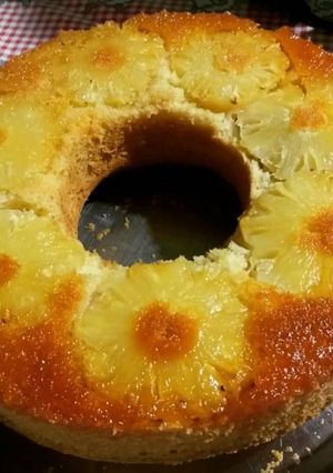 Una foto de Torta invertida de Piña