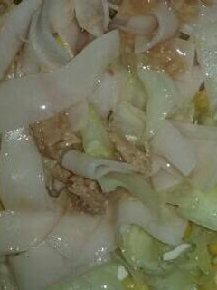 Una foto de Ensalada china a mi estilo muy sencilla