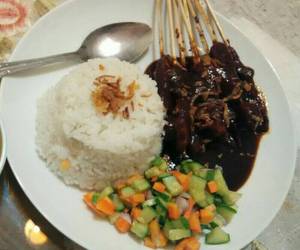 Gampangnya Menyajikan Sate Ayam Madura / Sate Bumbu Kacang / Sate Manis Enak Sederhana