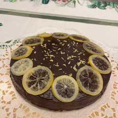 Foto di Sacher lemon cake