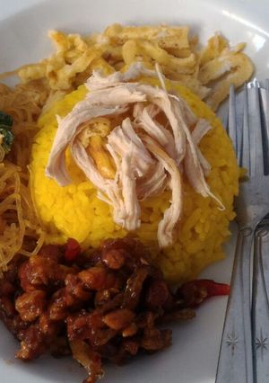 Foto resep Nasi Kuning Magicom