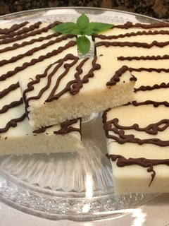 Una foto de Turrón de coco, sin gluten, sin lactosa