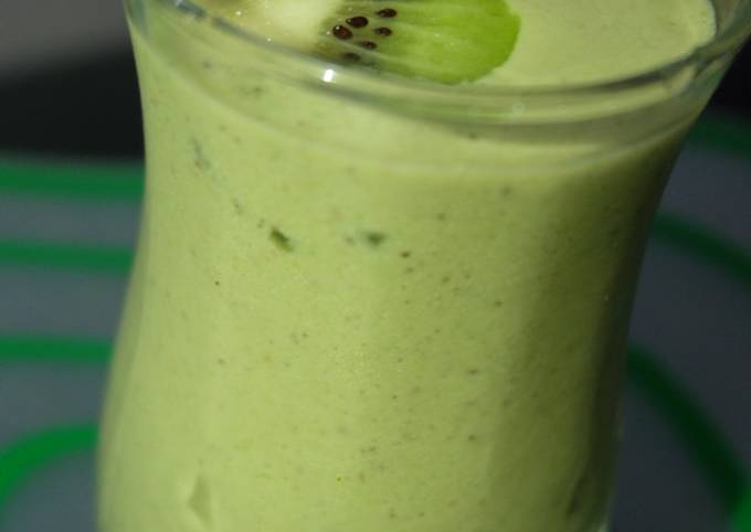 Resep Green Smoothies Pokcoy &amp; Kiwi Anti Gagal